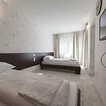 Hayat Hills 3*