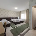Hayat Hills 3* Szarajevó