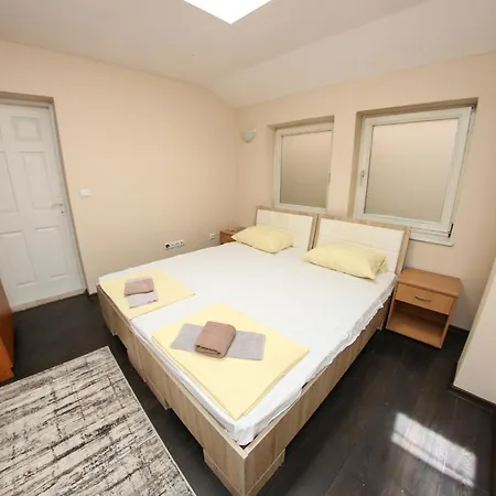 Hayat Hills 사라예보