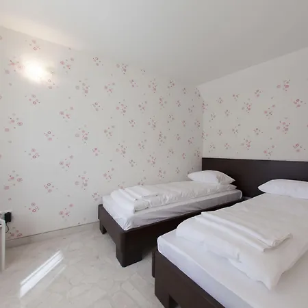 Hayat Hills بيت ضيافة 3*
