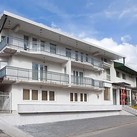 Konukevi Hayat Hills 3*